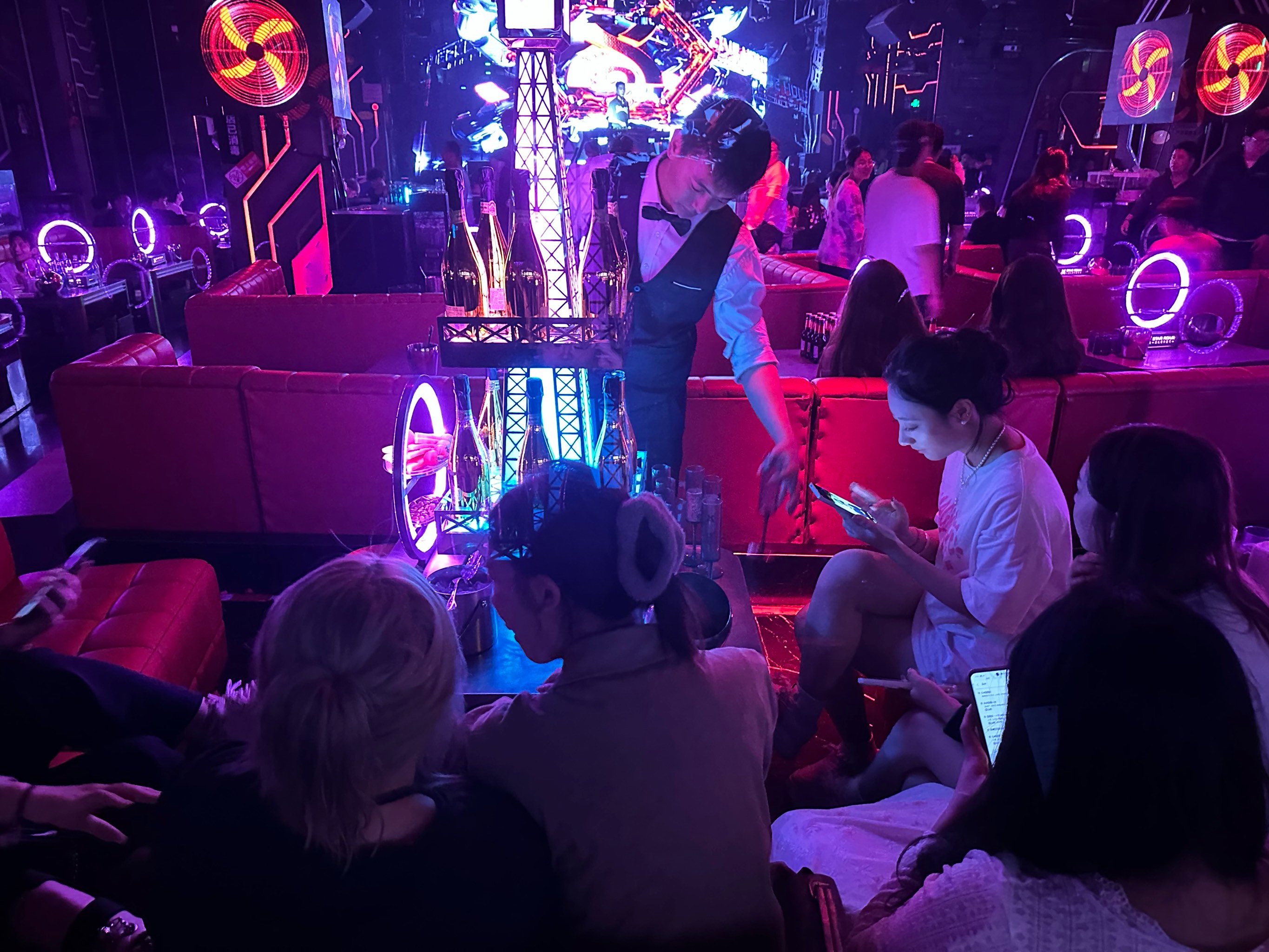 陇南商务KTV体验分享-成县ktv预订